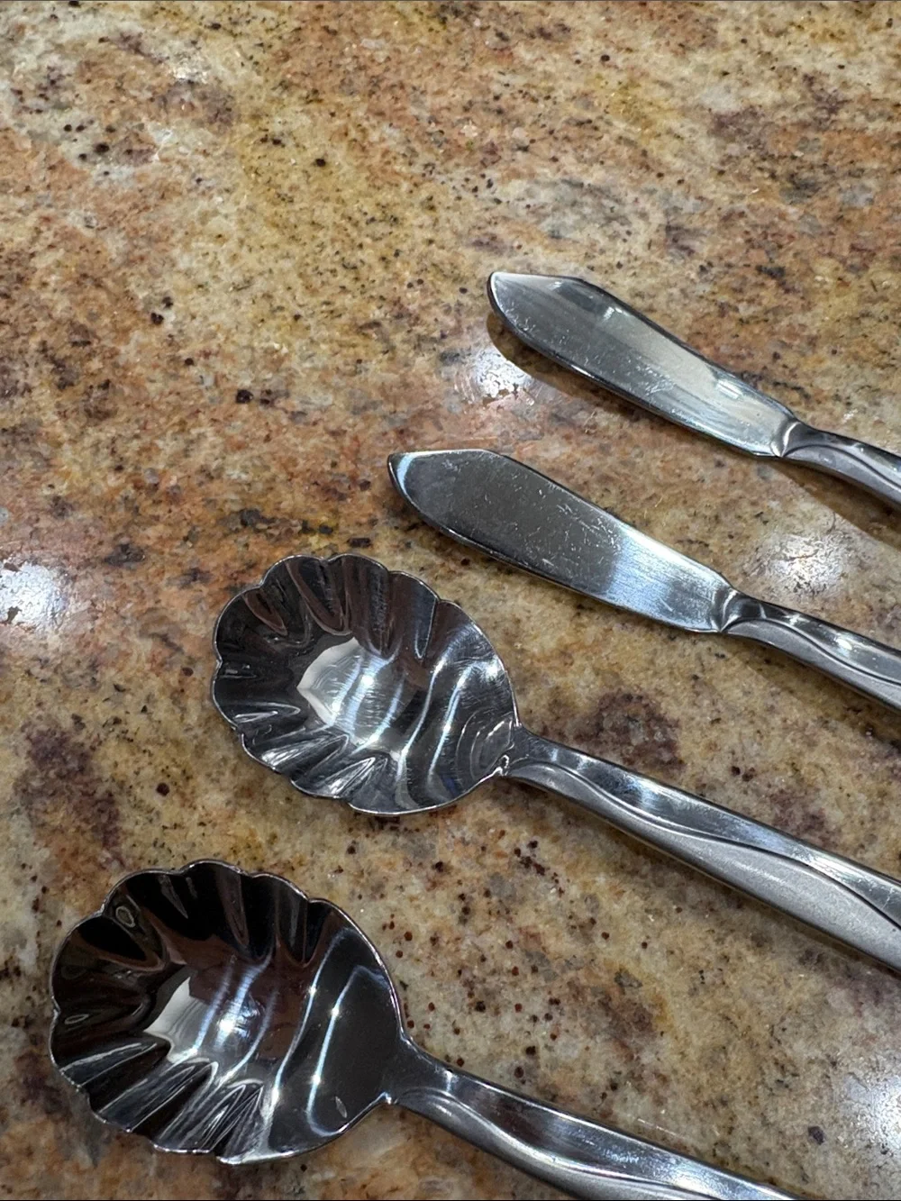 Cuisinart Riverside Stainless Steel Silver Butter Knives Knife Sugar Spoons